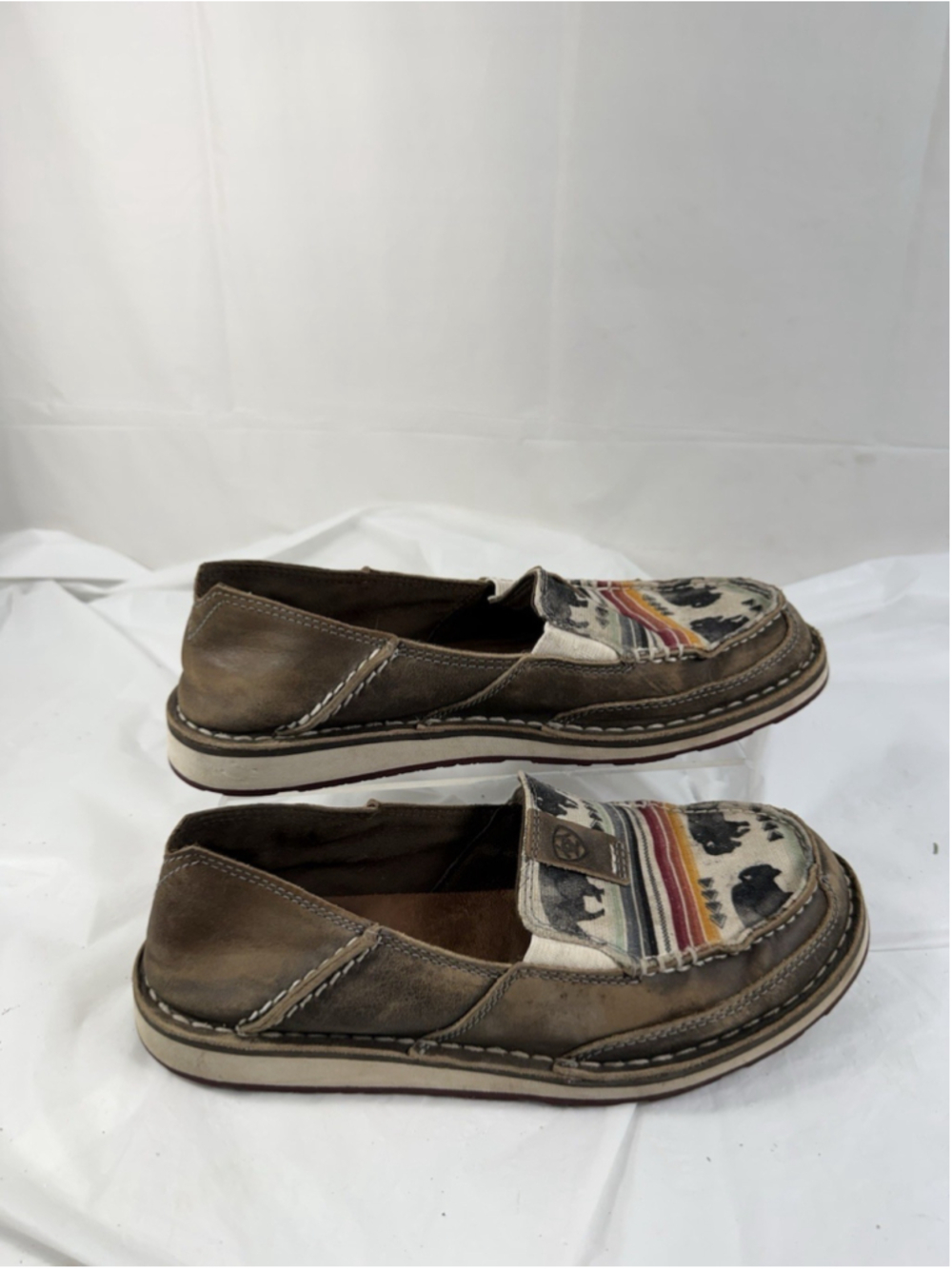 Ariat Women's Taupe Buffalo Cruiser 7B - Picture 5 of 15